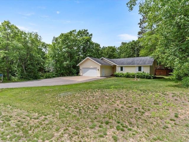 31591 Summer Dr, Breezy Point, MN 56472 - ranch-style house featuring a garage, concrete driveway, and a front lawn
