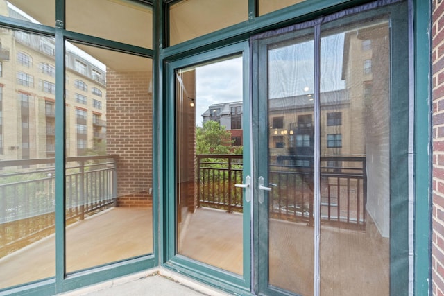 408 1st St Unit 310, Minneapolis, MN 55401 - doorway featuring brick wall