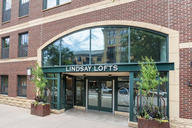 408 1st St Unit 310, Minneapolis, MN 55401 - property entrance with brick siding