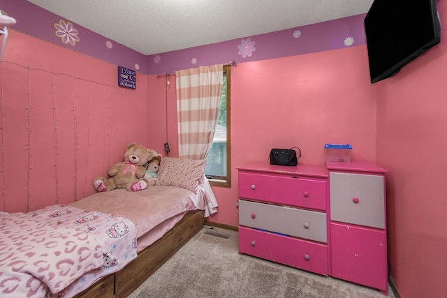 2246 Vivian Ln, Saint Paul, MN 55119 - bedroom with carpet flooring and a textured ceiling