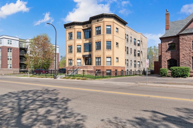 628 Franklin Ave Unit 100, Minneapolis, MN 55404 - photo 5