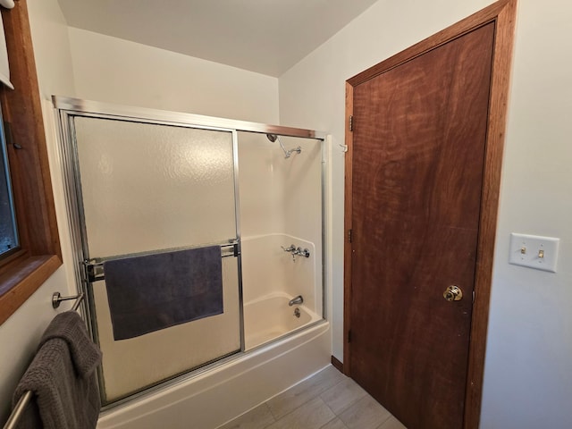 20758 Pike Ave, Aitkin, MN 56431 - full bathroom with enclosed tub / shower combo