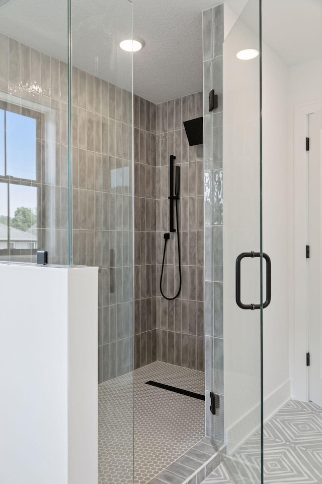 2084 Palace Ave, Saint Paul, MN 55105 - bathroom with tiled shower and tile patterned flooring