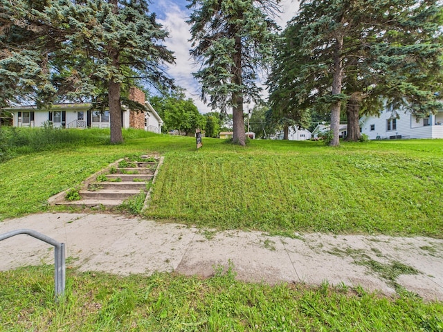 206 7th St, Starbuck, MN 56381
