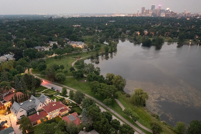 2554 Lake Of The Isles Pkwy, Minneapolis, MN 55405 - photo 4