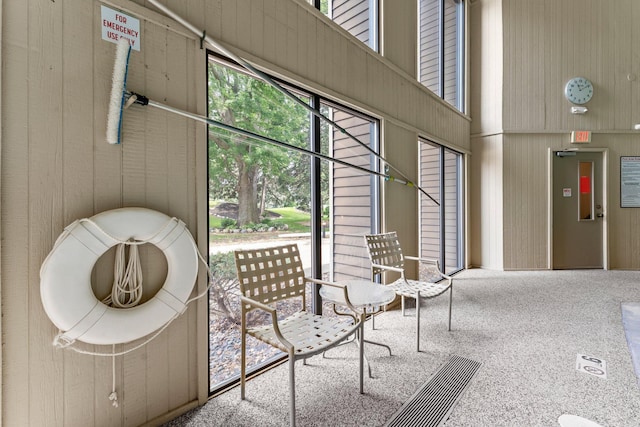 2485 Canabury Dr Unit 112, Little Canada, MN 55117 - community lobby featuring a high ceiling