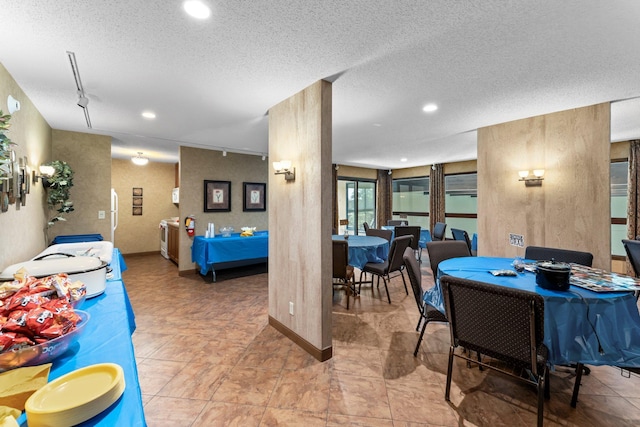 2485 Canabury Dr Unit 112, Little Canada, MN 55117 - dining area with recessed lighting and a textured ceiling