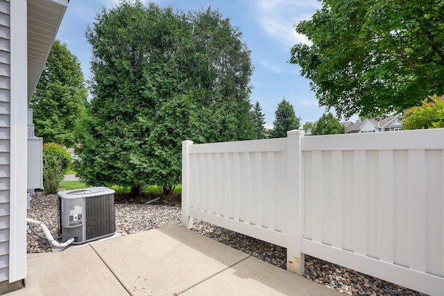 2712 Wagon Wheel Curv, Chaska, MN 55318 - photo 4