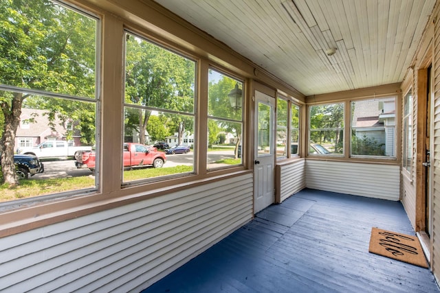 610 2nd St SW, Wadena, MN 56482 - unfurnished sunroom with healthy amount of natural light