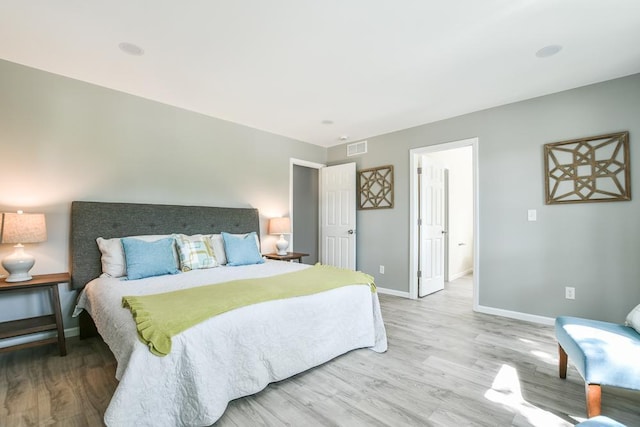 4220 Brookside Ave, Saint Louis Park, MN 55416 - bedroom featuring light wood finished floors and baseboards