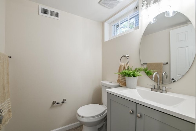 4220 Brookside Ave, Saint Louis Park, MN 55416 - bathroom with toilet and vanity
