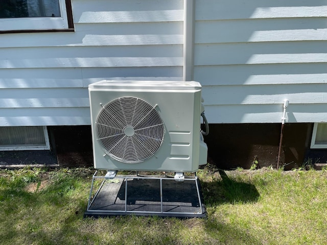 912 3rd St NE, Roseau, MN 56751 - exterior view of a cooling unit