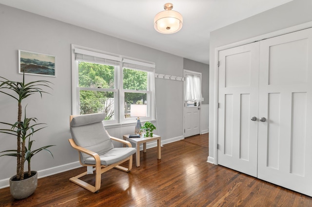 6045 Oakland Ave, Minneapolis, MN 55417 - living area with wood finished floors and baseboards