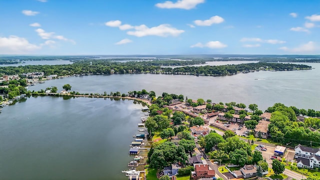 4371 Wilshire Blvd Unit 107, Mound, MN 55364 - aerial view of a large body of water