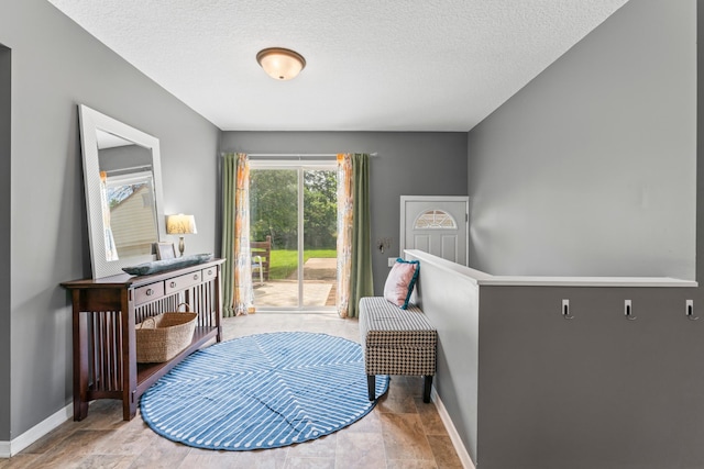 1622 3rd St NE, Rochester, MN 55906 - living area featuring a textured ceiling