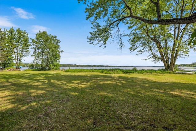 31905 Jefferson Blvd, Greenway Twp, MN 55775 - view of grassy yard featuring a water view