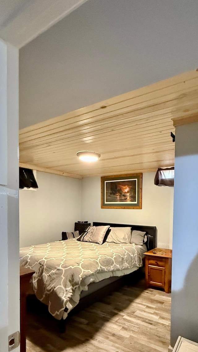 306 4th St, La Crescent, MN 55947 - bedroom featuring wood finished floors