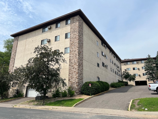 221 Grand Ave W Unit 104, South Saint Paul, MN 55075 - photo 2