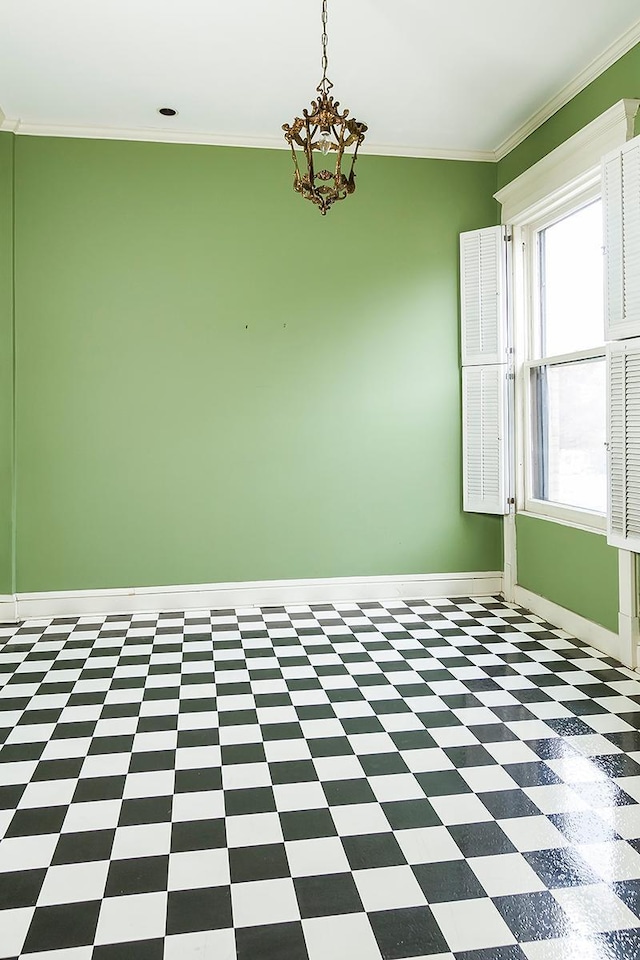 11 Summit Ct Unit 11, Saint Paul, MN 55102 - empty room with a chandelier and ornamental molding