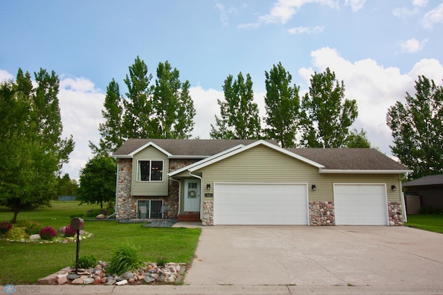 111 Dakota Dr, Hankinson, ND 58041 - photo 1