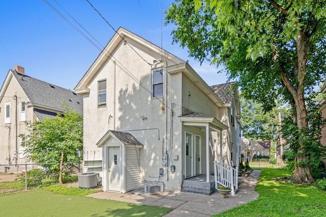 2414 3rd St NE, Minneapolis, MN 55418 - back of house with stucco siding