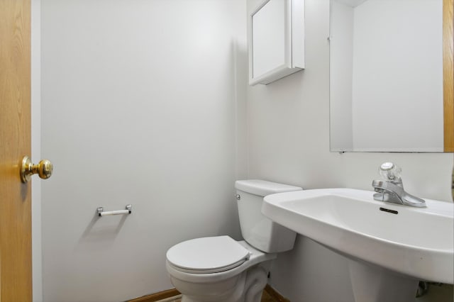 12100 Killdeer St NW Unit 512Nw, Coon Rapids, MN 55448 - bathroom with toilet and a sink