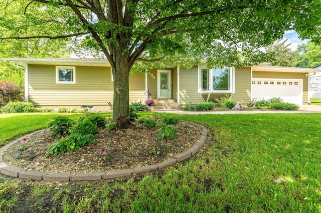 1430 Hoot Lake Dr, Fergus Falls, MN 56537 - view of front of property with a garage and a front yard