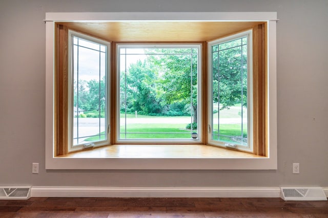 1430 Hoot Lake Dr, Fergus Falls, MN 56537 - detailed view of baseboards and wood finished floors