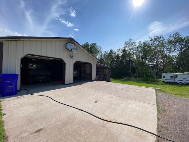 3653 Front St, Barnum, MN 55707 - view of garage