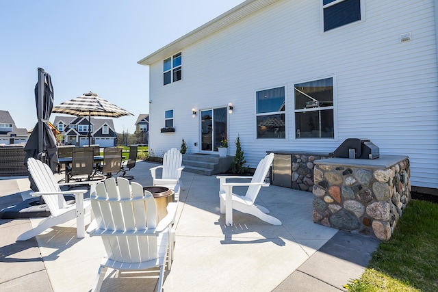 6439 Alvina Ct, Inver Grove Heights, MN 55077 - view of patio with outdoor dining space and area for grilling