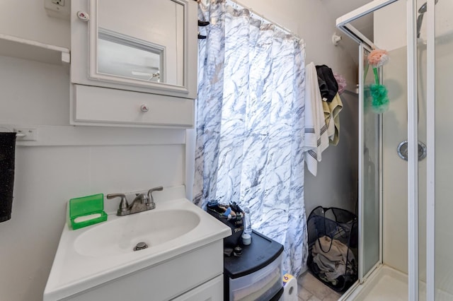 821 5th St, Winona, MN 55987 - full bath with a shower stall and vanity