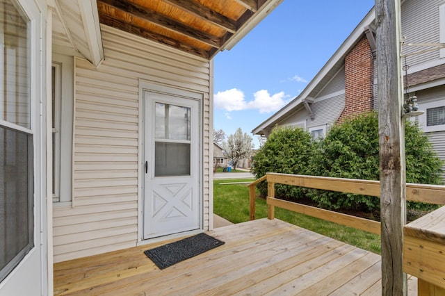 821 5th St, Winona, MN 55987 - view of wooden deck