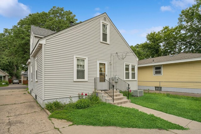 431 Pierce St NE, Minneapolis, MN 55413 - photo 3