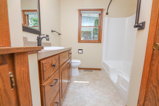 2303 Parkview Rd NE, Alexandria, MN 56308 - bathroom with vanity and shower / bathtub combination