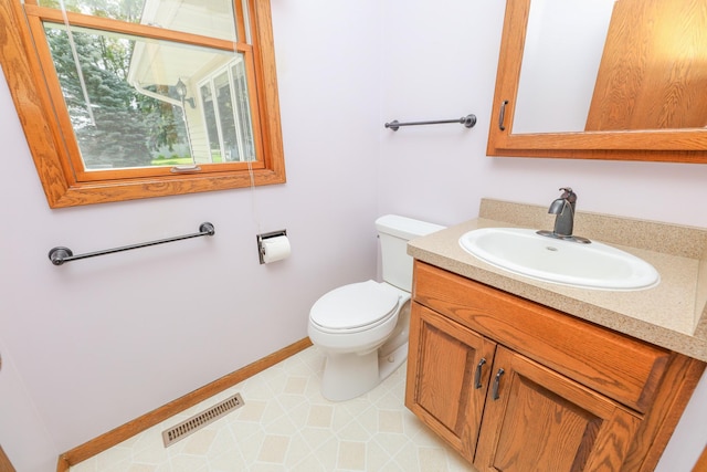 2303 Parkview Rd NE, Alexandria, MN 56308 - half bath featuring toilet and vanity
