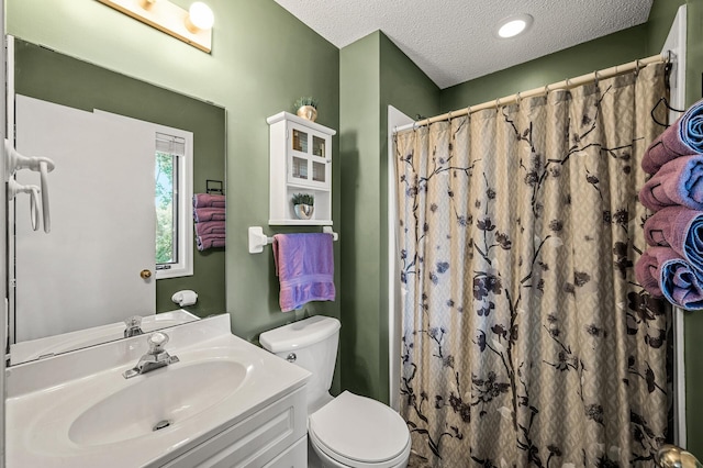 3894 Kestrel St SW, Prior Lake, MN 55372 - bathroom with a textured ceiling, vanity, and a shower with shower curtain