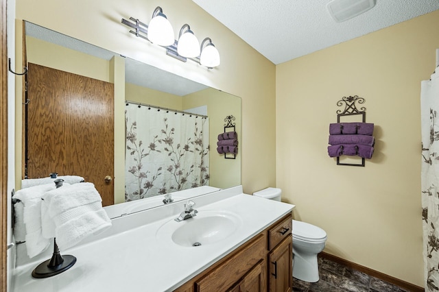 3894 Kestrel St SW, Prior Lake, MN 55372 - full bath with vanity and a shower with curtain