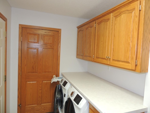 38 Glenview Loop, Saint Cloud, MN 56303 - laundry room featuring washing machine and clothes dryer and cabinet space