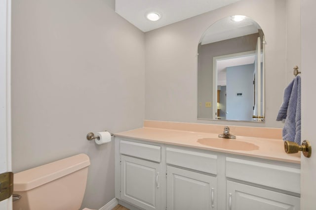 11140 Abbott Ln, Minnetonka, MN 55343 - half bath with toilet and vanity