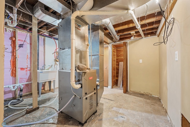 1130 Oak St N, Fargo, ND 58102 - unfinished basement with heating unit