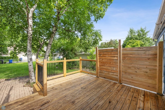 1130 Oak St N, Fargo, ND 58102 - deck with a yard