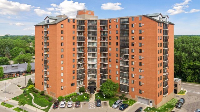 6500 Woodlake Dr Unit 1006, Richfield, MN 55423 - view of apartment building / complex
