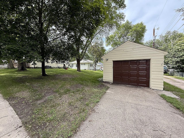 1202 4th St, Montevideo, MN 56265 - detached garage with asphalt driveway