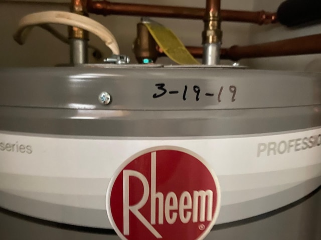 108 20th St S, Benson, MN 56215 - detailed view of water heater