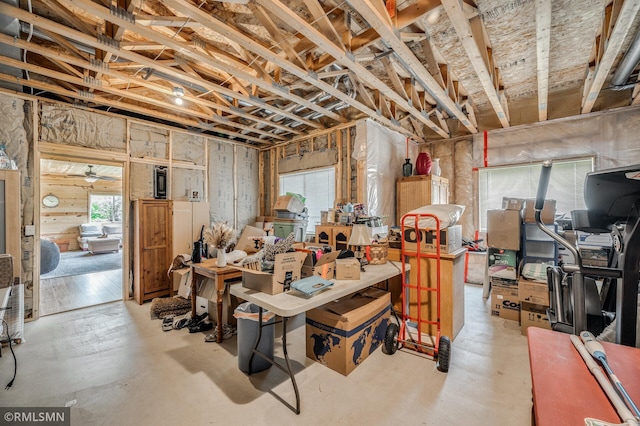 6831 Centerville Rd, Centerville, MN 55038 - basement featuring a workshop area