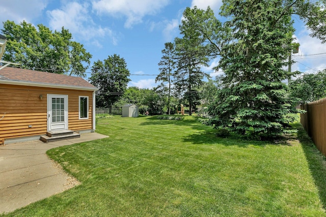 1044 Borgert Ave, Saint Cloud, MN 56303 - fenced backyard featuring a shed