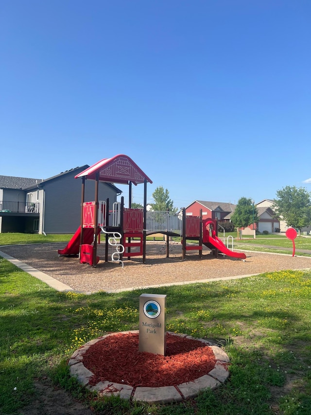 1129 Willow Trl, Farmington, MN 55024 - community playground with a lawn