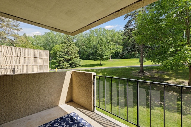 6650 Vernon Ave S Unit 111, Edina, MN 55436 - balcony with view of scattered trees