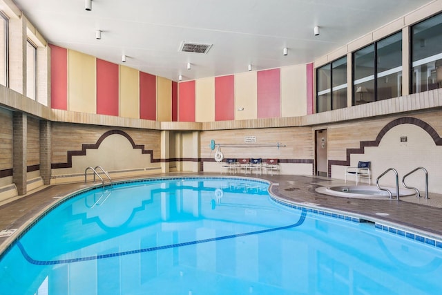 6650 Vernon Ave S Unit 111, Edina, MN 55436 - view of indoor community pool