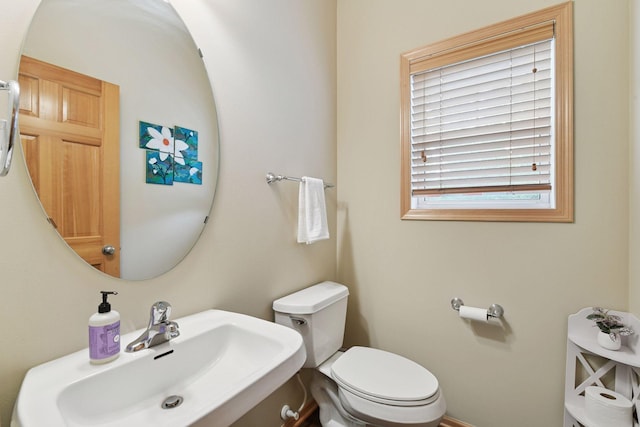 8356 Townsend Dr, Eden Prairie, MN 55344 - half bath featuring a sink and toilet